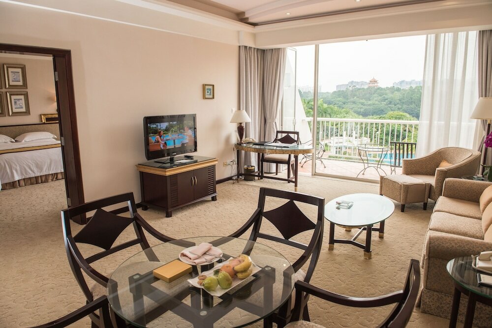 Фото Dongguan Mcb Lake Hotel