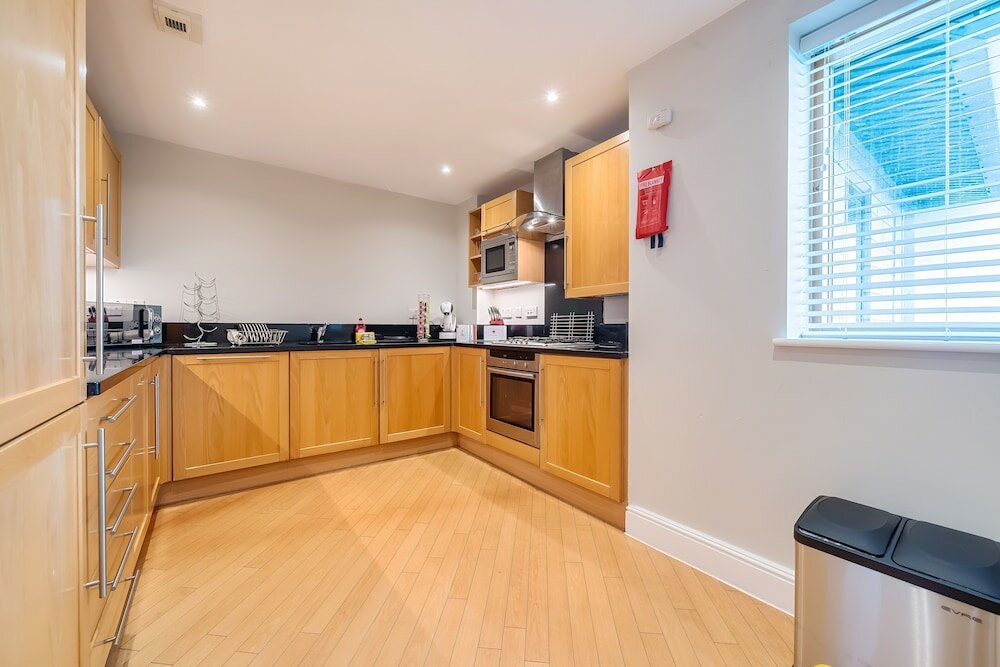 Фото Roomspace -The Courtyard Penthouse