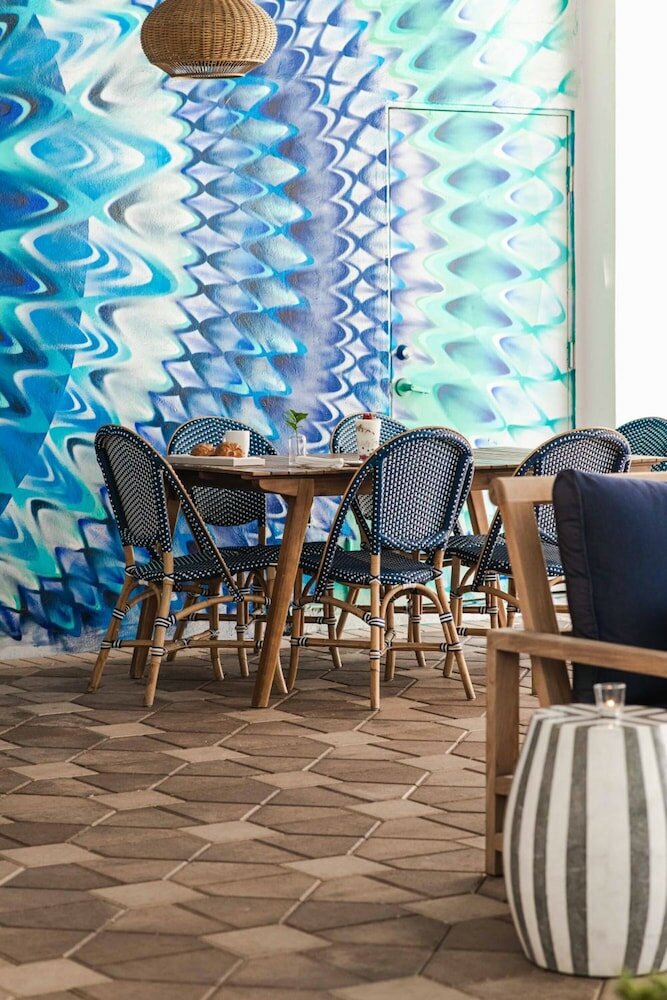 Фото Blue Moon Hotel