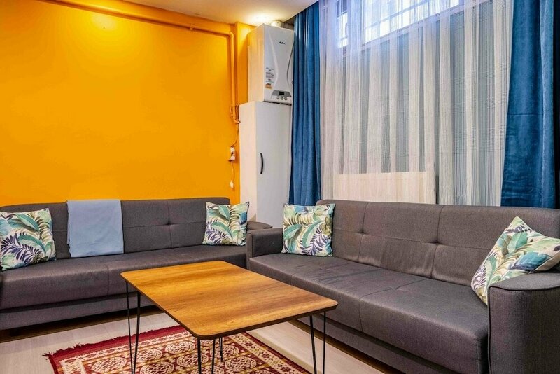 Апартаменты Colorful and Central Flat in Bakirkoy в Бакыркёй