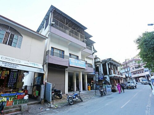 Oyo 19638 Hotel Jay Continental