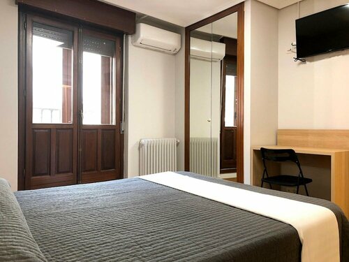 Гостиница Hostal Bearan