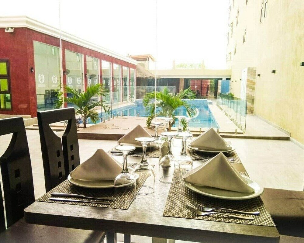 Фото 36696713827