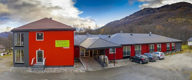 Гостиница North of Lyngen Apartments