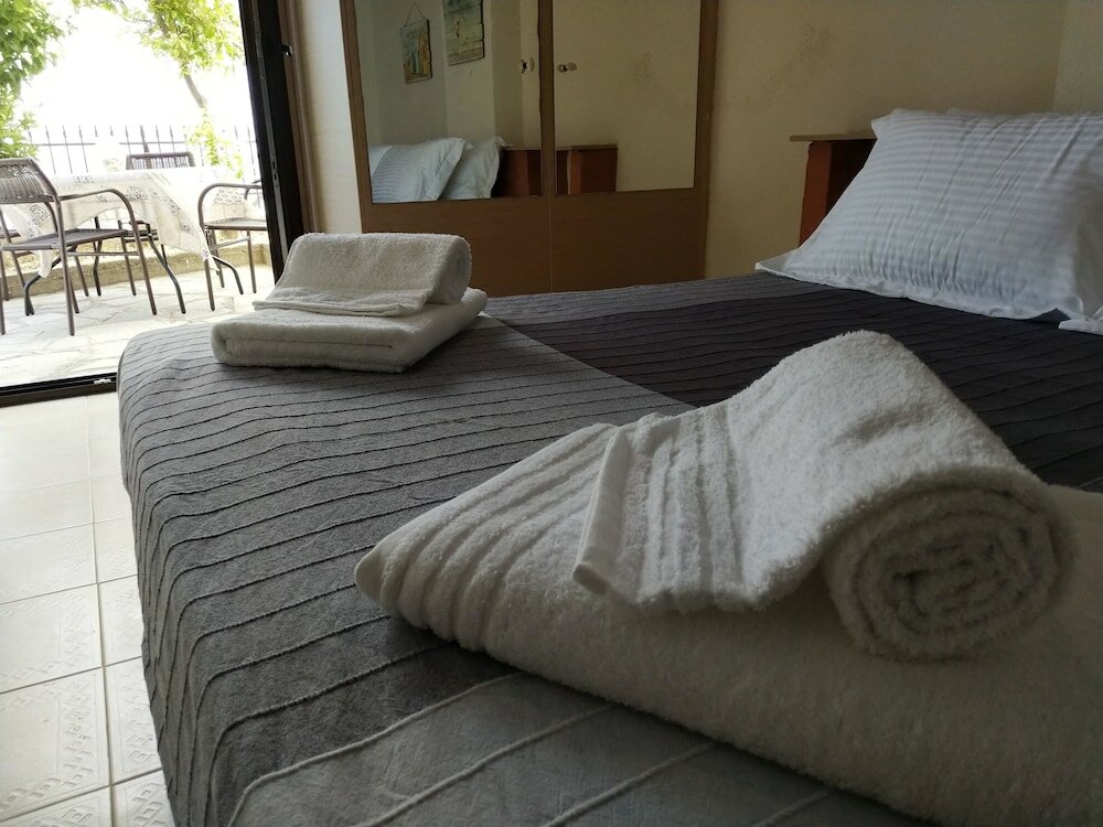 Фото Zennova Sea & Mount Athos View 2