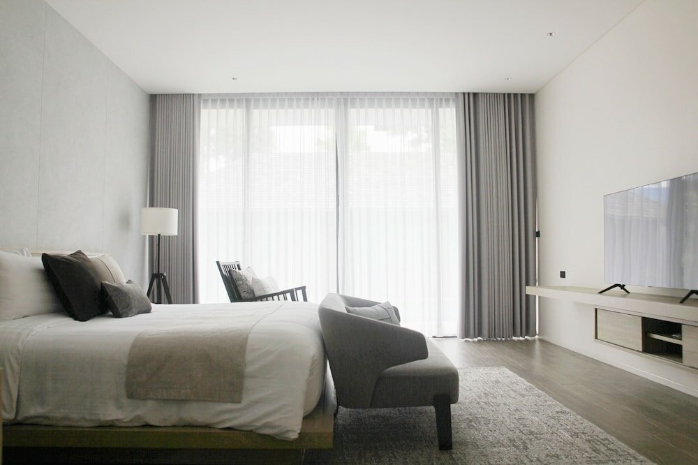 Фото Villa de Time - The Capacious Luxury Pool Villa