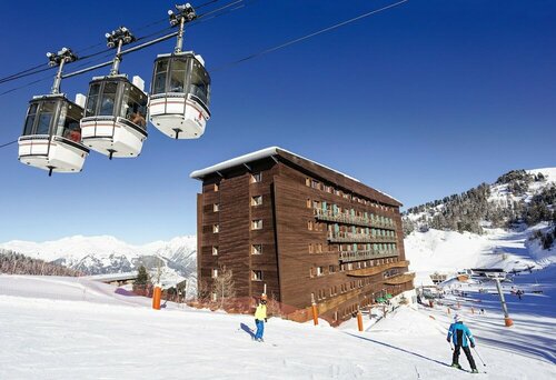 Гостиница Hôtel La Plagne Le Terra Nova