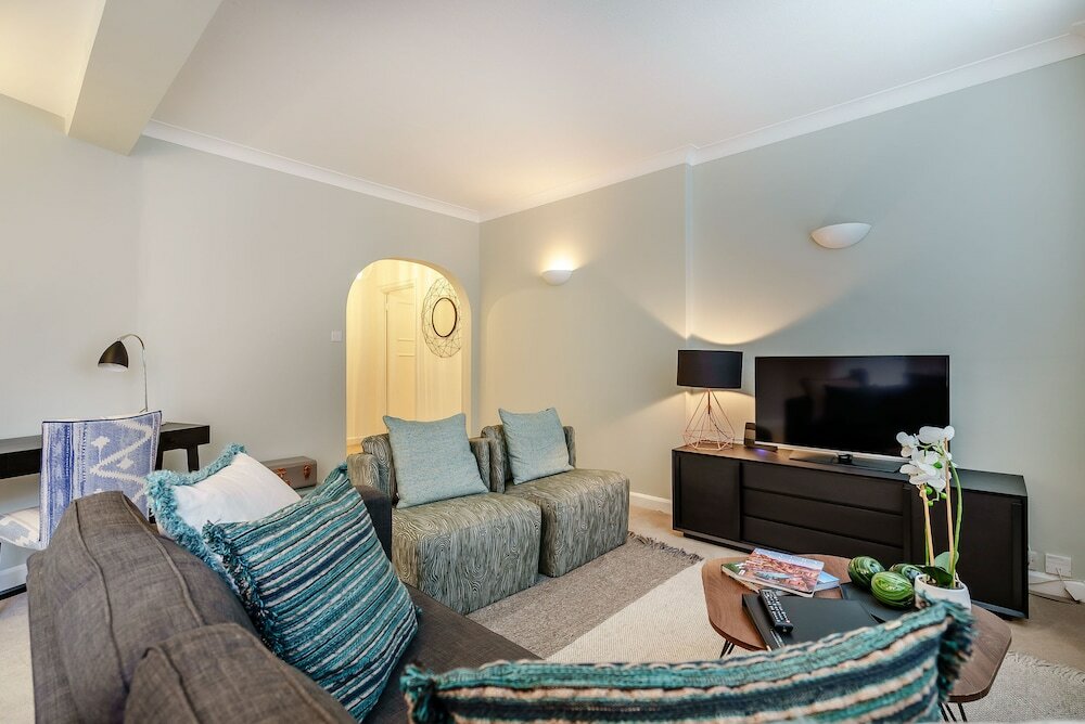 Фото Hill Street Mayfair Apartments