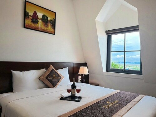Гостиница Elysinam Boutique Hotel в Халонге