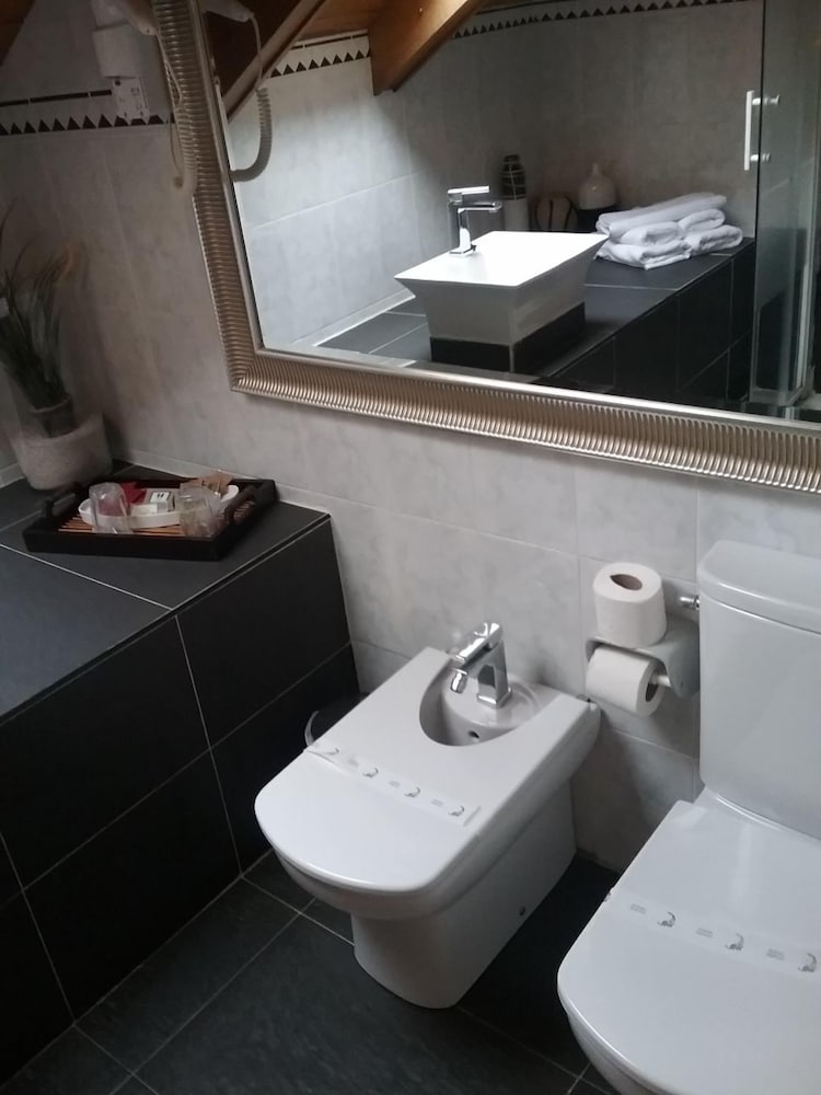 Фото Hotel Valle de Lago