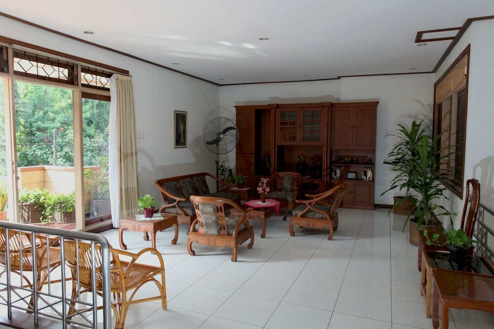 Фото Pondok Asri Family Guest House