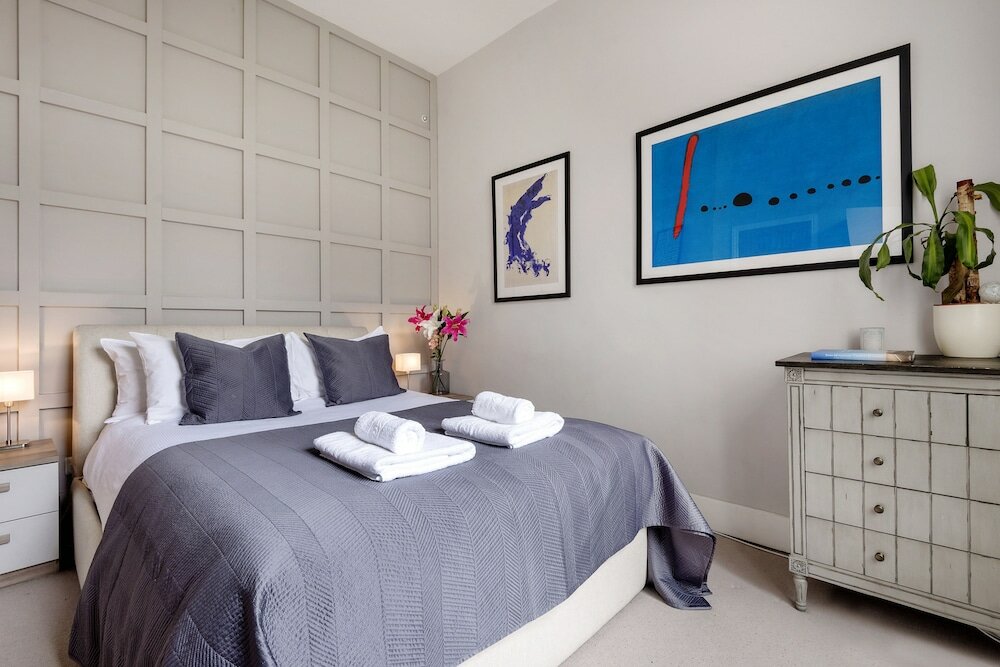 Фото Contemporary Clapham Home Near Wandsworth Common