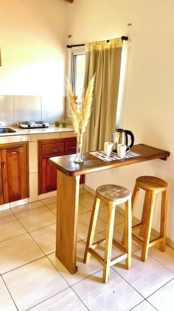 Фото Hiraya Apart Hotel