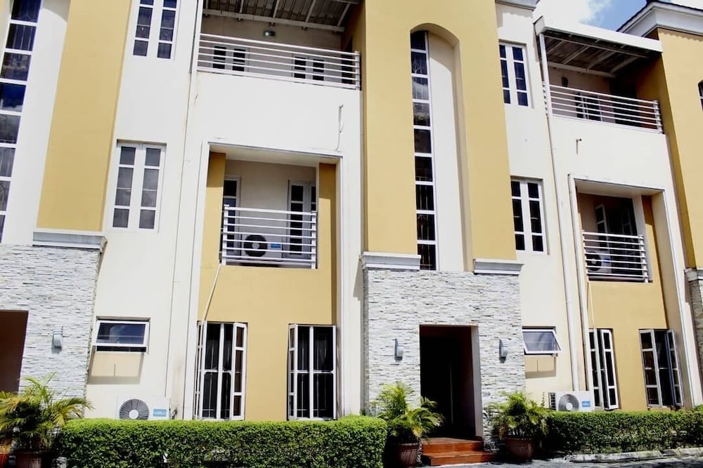 Фото Aden 360 Apartments by Intra