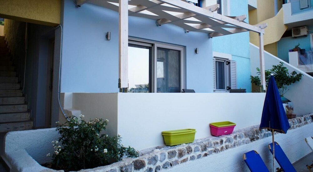 Фото Sandika Apartments