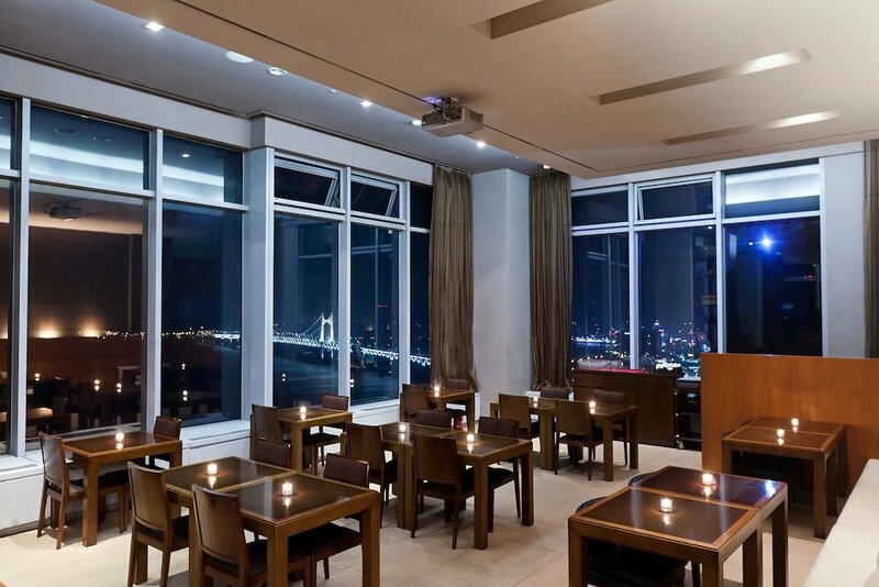 Гостиница Hanwha Resort Haeundae в Пусане