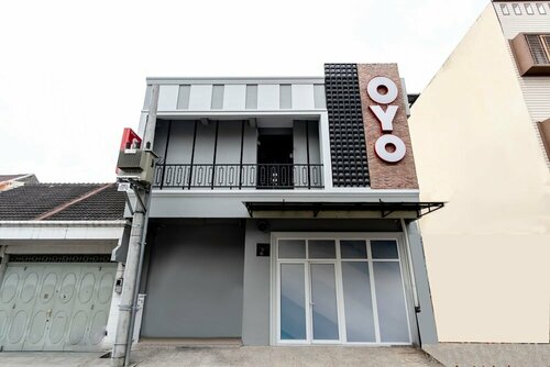 Гостиница Super Oyo 2345 Homestay Jaya в Провинции Северная Суматра