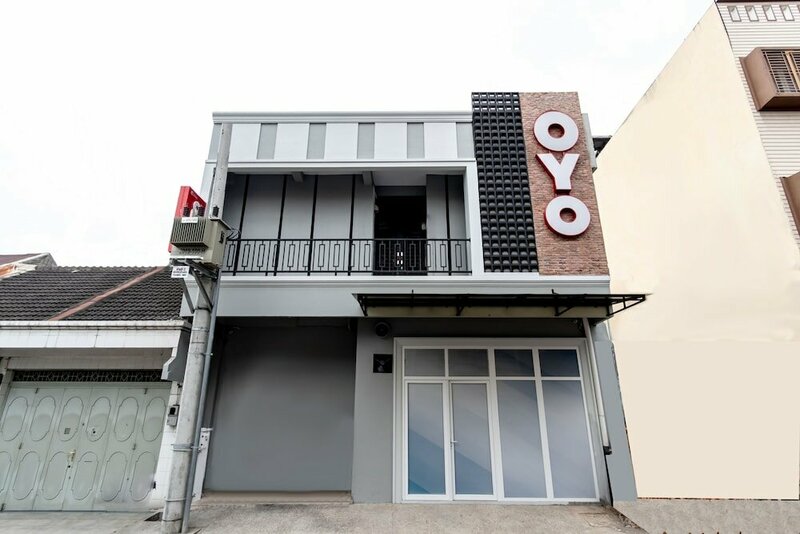 Гостиница Super Oyo 2345 Homestay Jaya в Медане
