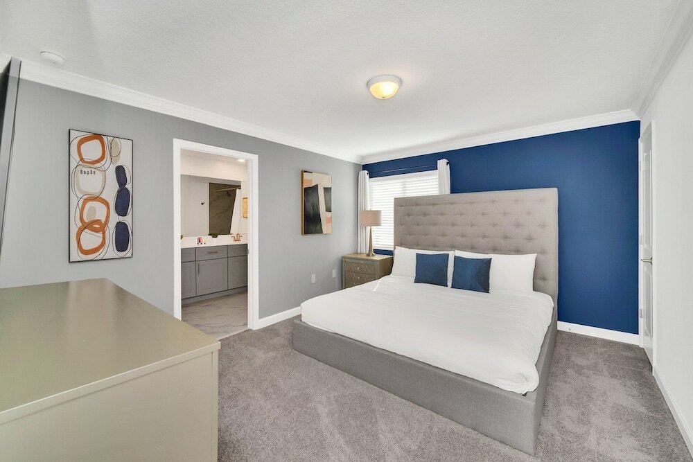 Фото 4200 Paragraph Drive