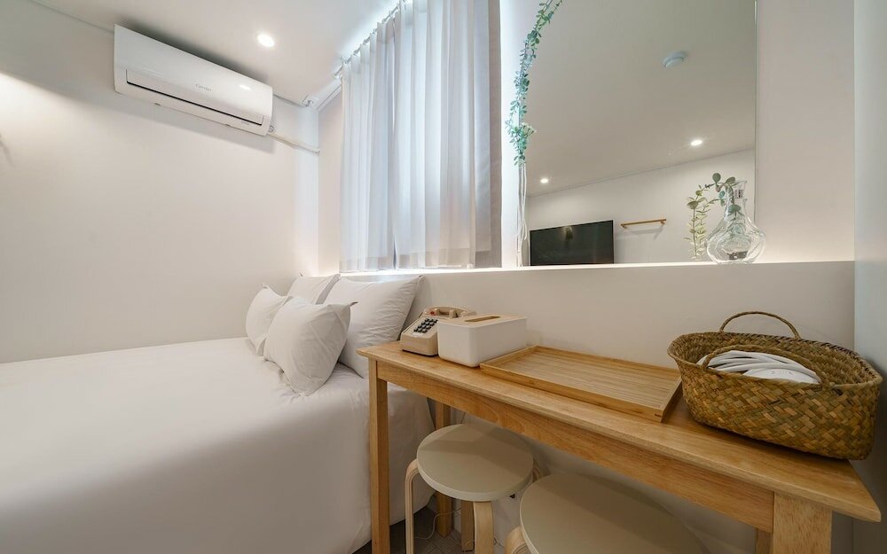 Фото Jongno Hotel Rawa