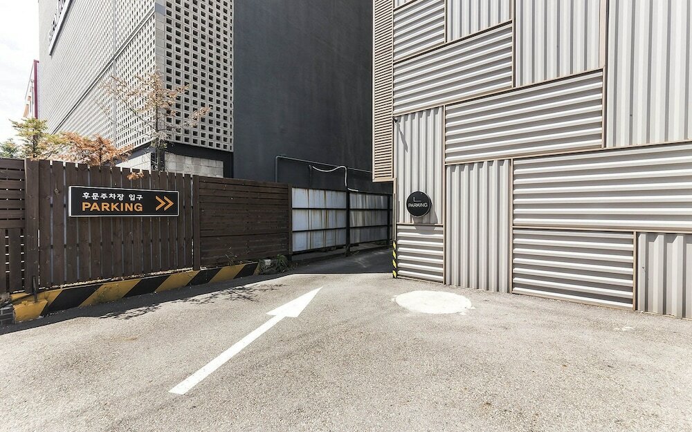 Фото Yongin Army Boutique