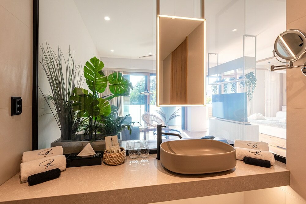 Фото REED Boutique Hotel & Bistro