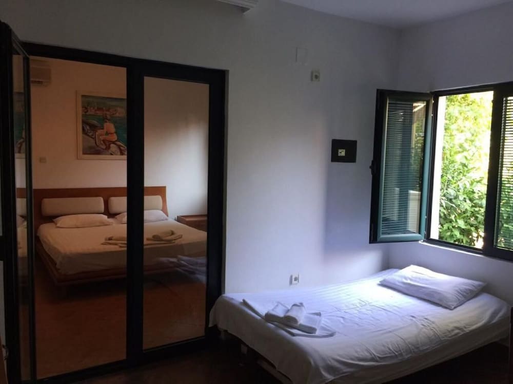 Фото Villa Lutovac