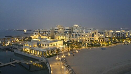 Гостиница Hilton Salwa Beach Resort & Villas в Катаре
