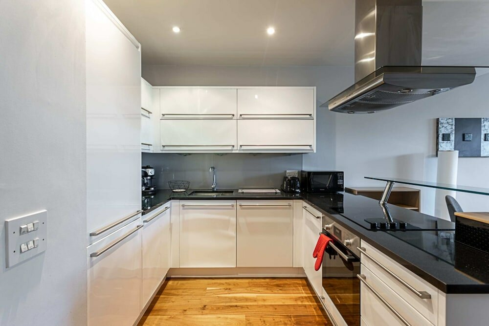 Фото Holborn Flat With Green Views