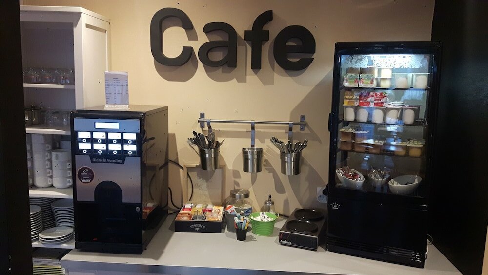 Фото Fasthôtel Avignon Nord