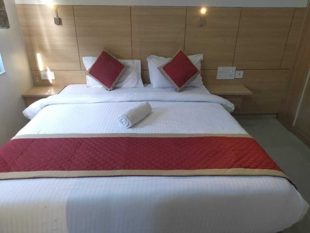 Фото Hotel Royal Amer City