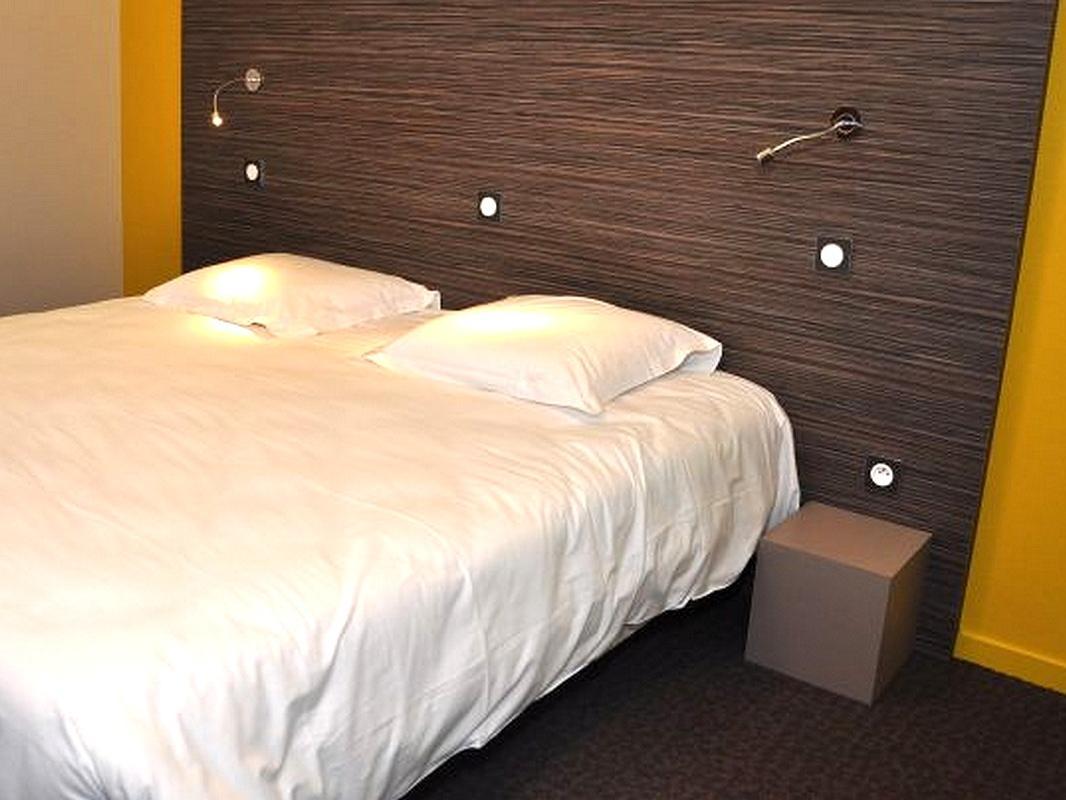 Фото Logis Hôtel À La Bonne Auberge