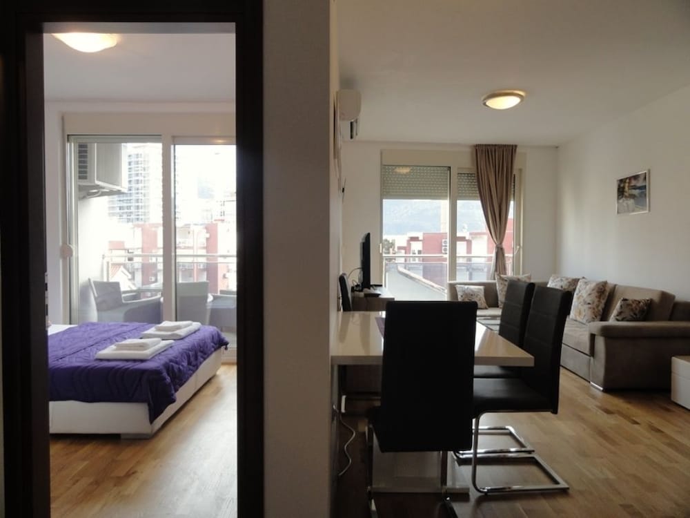 Фото Center Apartment C 25