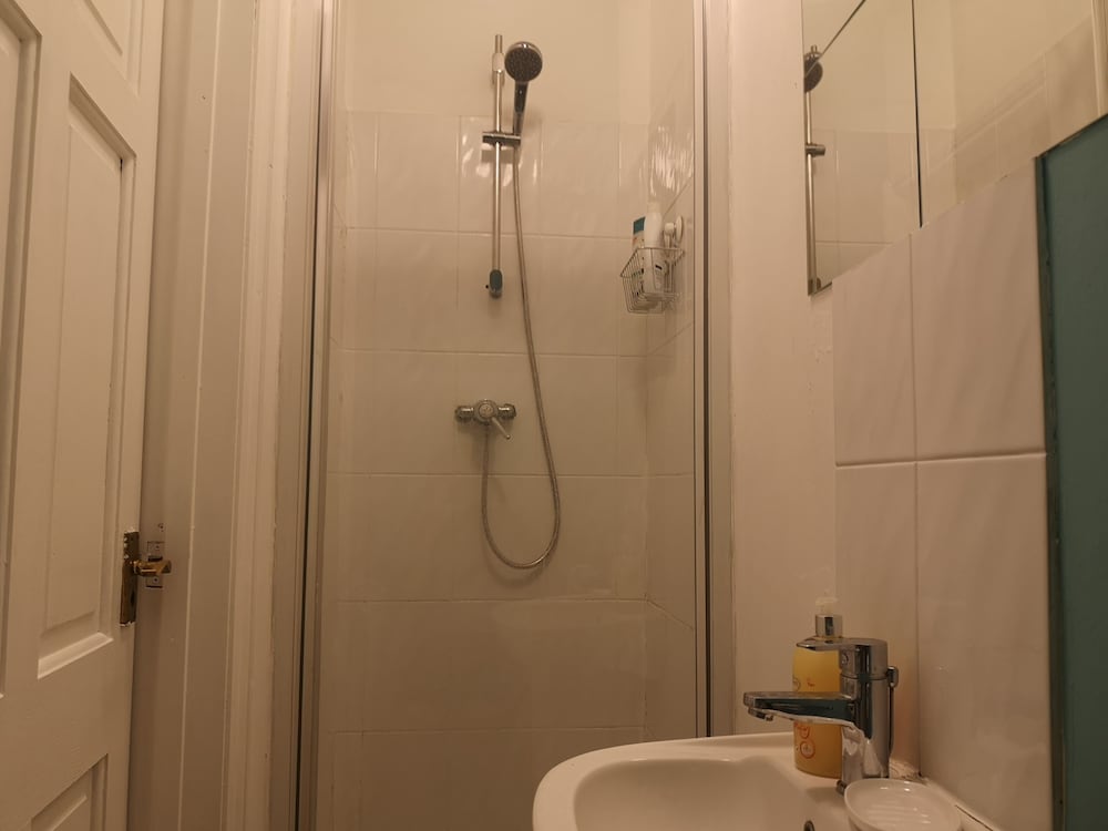 Фото Cosy Apartment in Islington - C