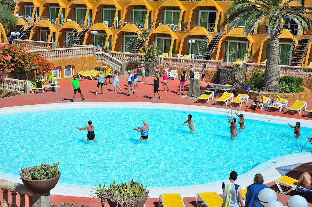 Фото Aparthotel la Piramide