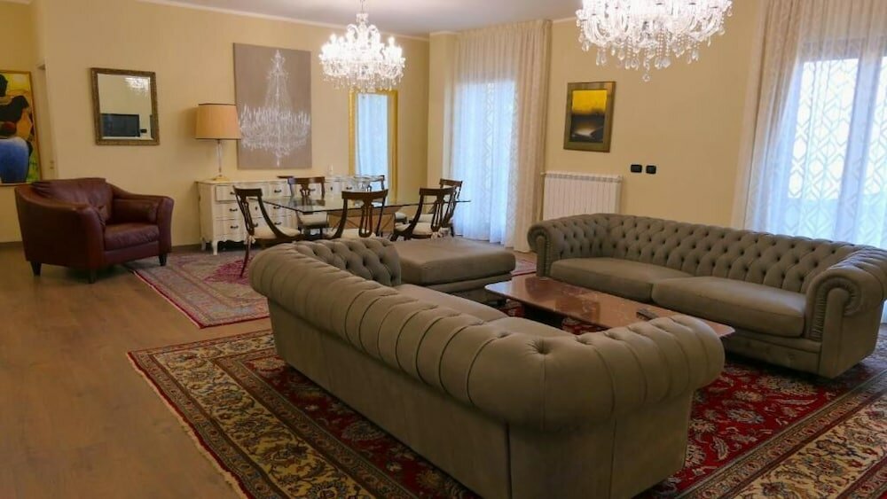 Фото Erania Rooms & Apartments