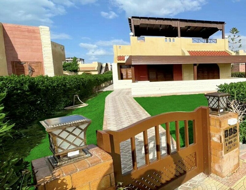 Гостиница Remarkable 2-bed Cottage