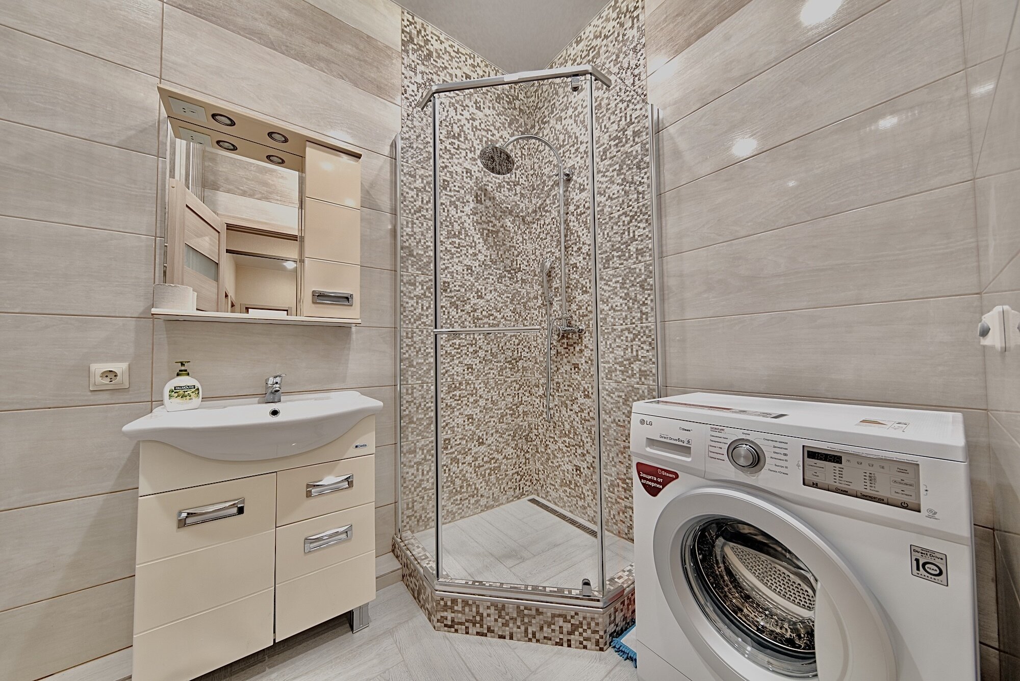 Фото LetoApart на улице Энгельса 95