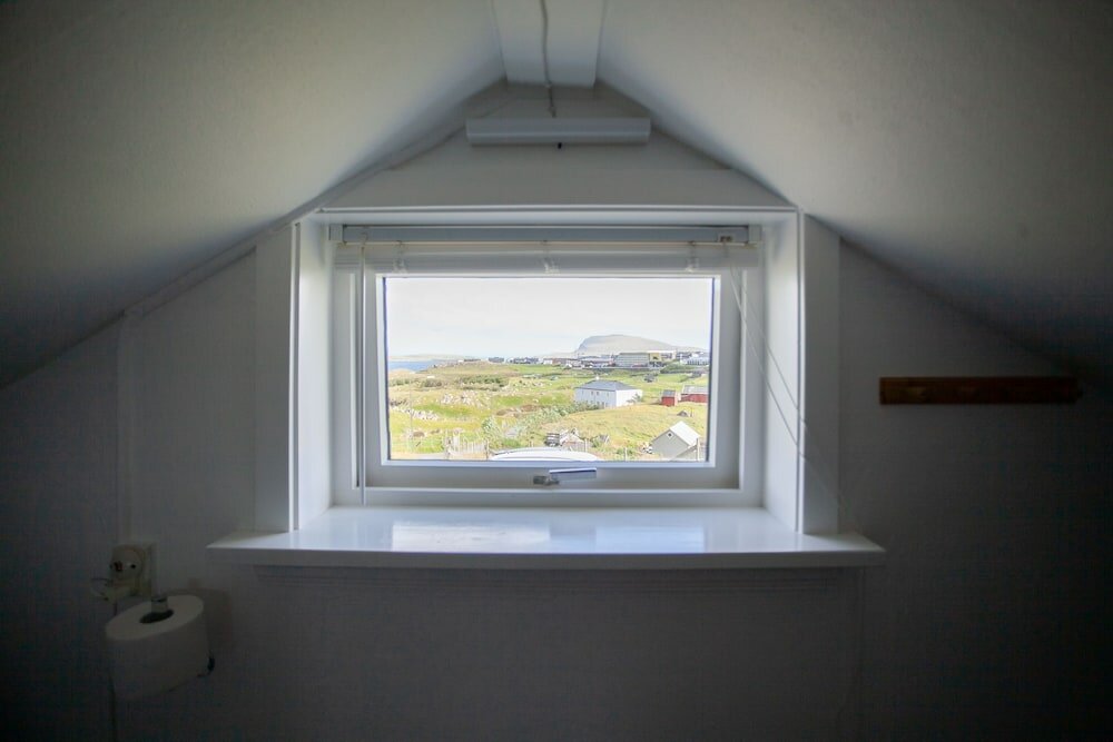 Фото Red Robin - Vacation homes next to Svartifossur waterfall