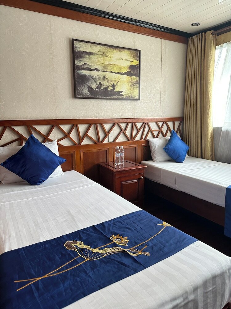 Фото Halong Marina Bay Cruise