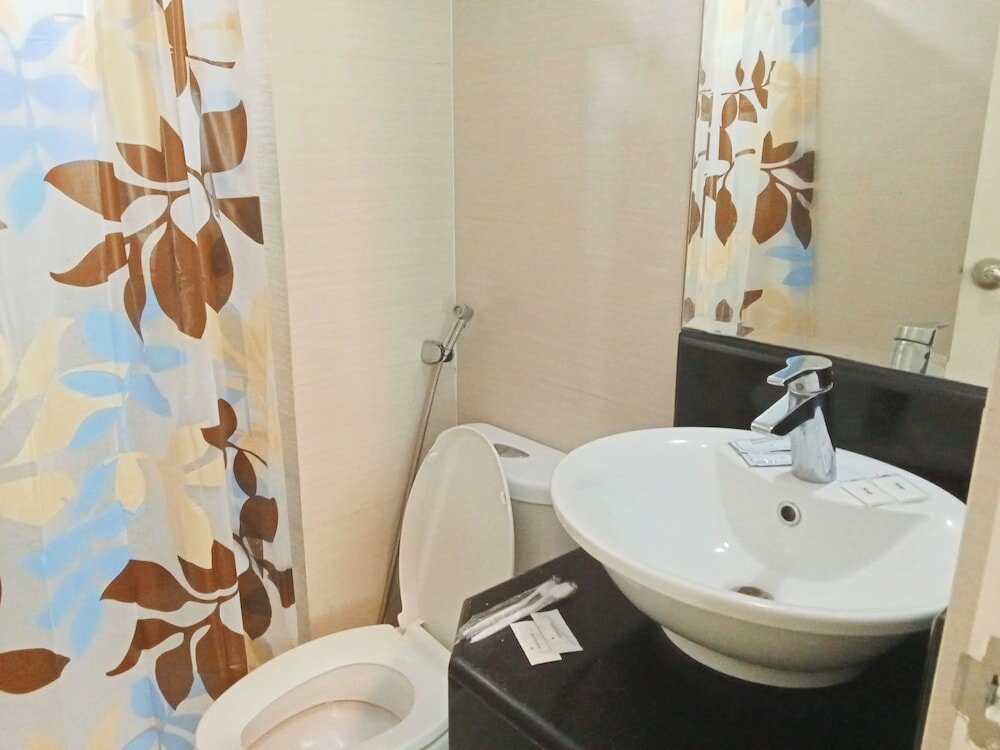 Фото Henry's Newport