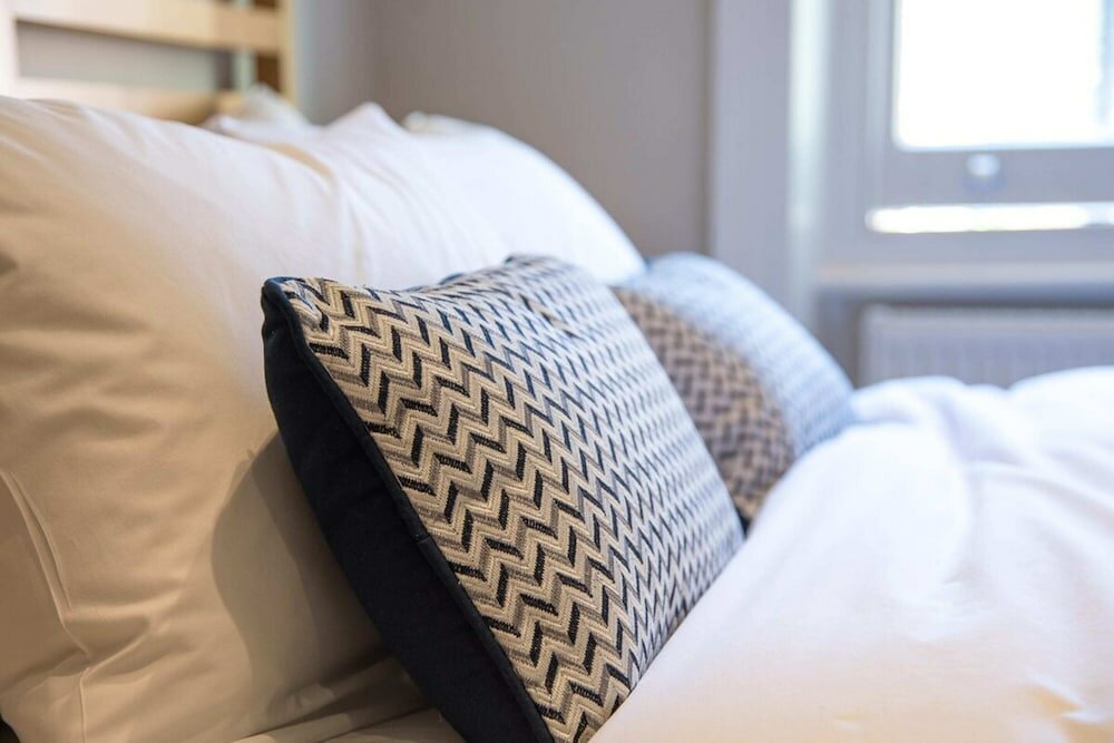 Фото Homely 2 Bedroom Victorian Apartment in Hampstead