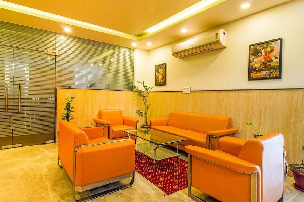 Фото Hotel Wti Airport