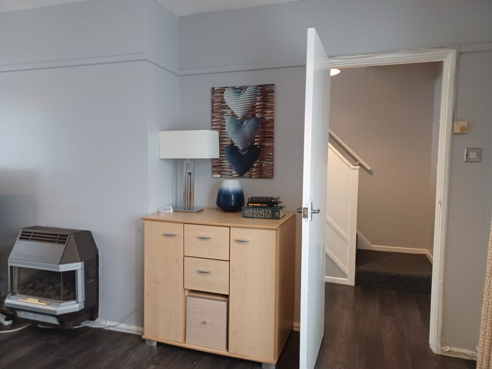 Фото Poynters House - Huku Kwetu Luton