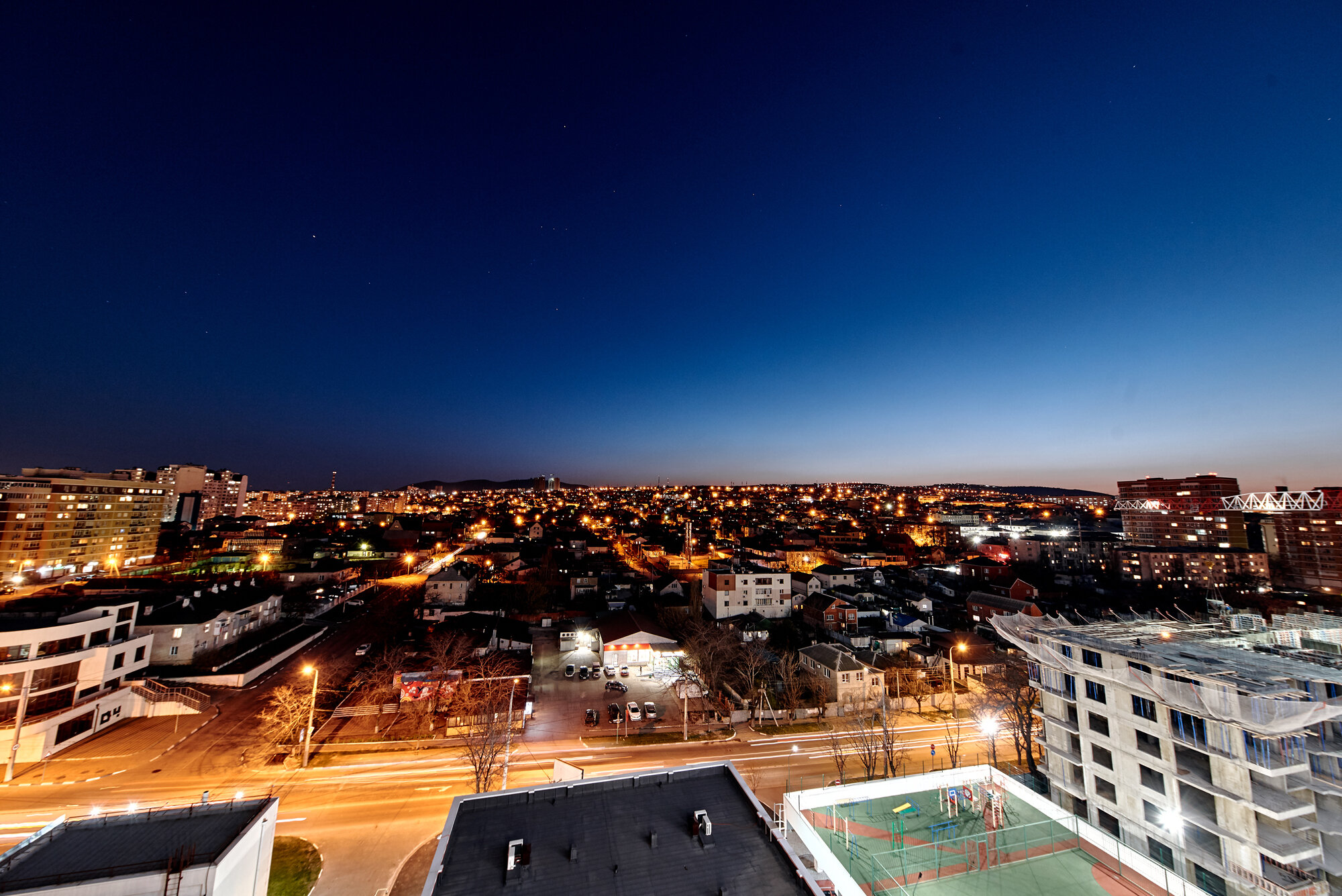 Фото LetoApart на улице Энгельса 95