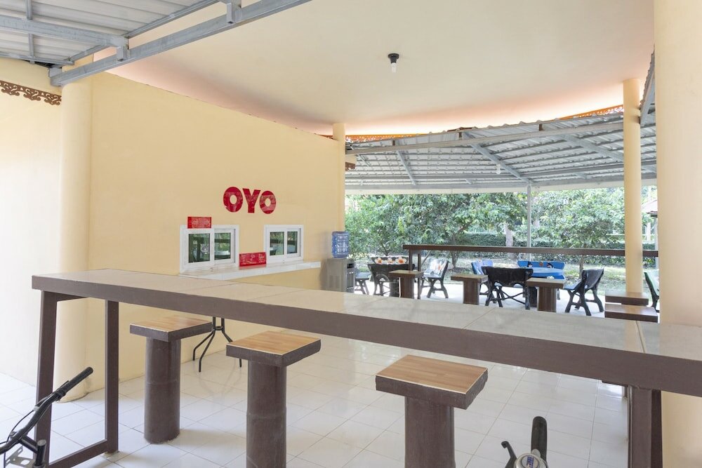 Фото Oyo 75359 Thaiburi Thara Resort