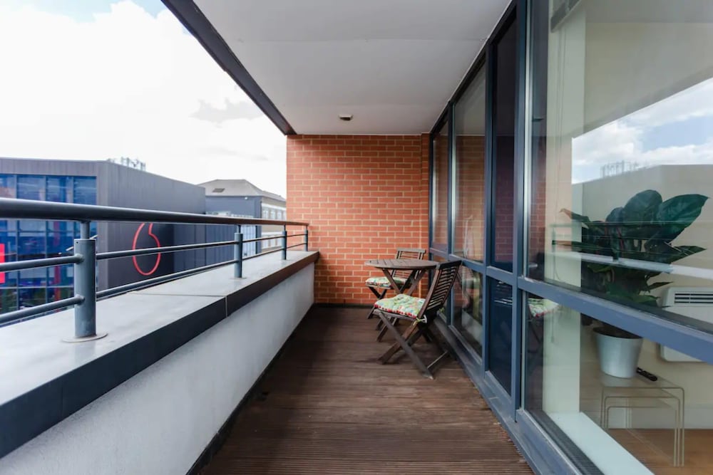 Фото Vivid Apartment in Central London