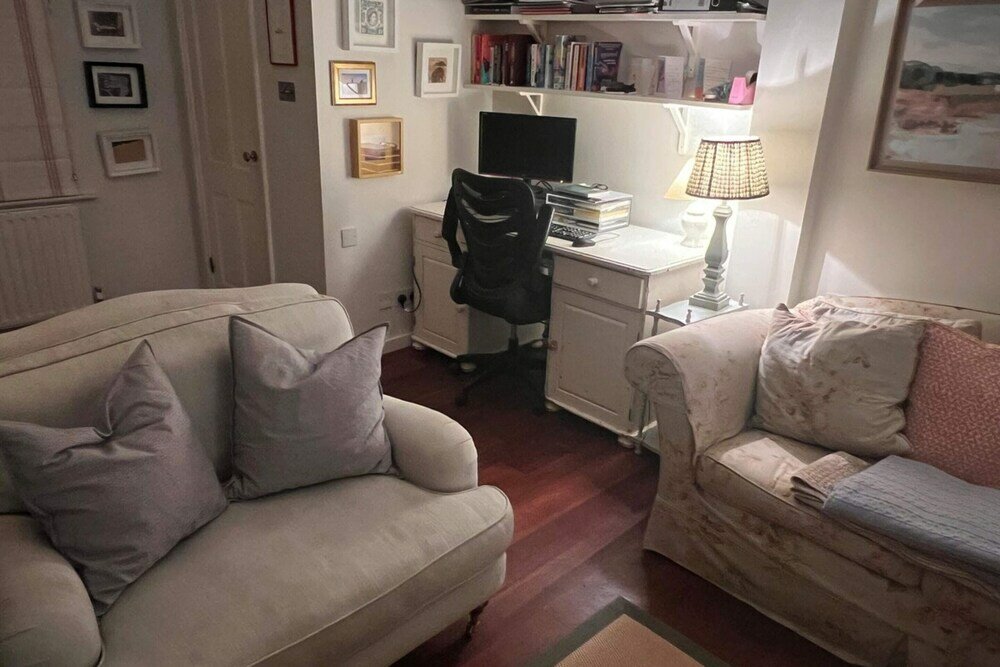 Фото Picturesque 2bd House - Heart of Stepney Green!