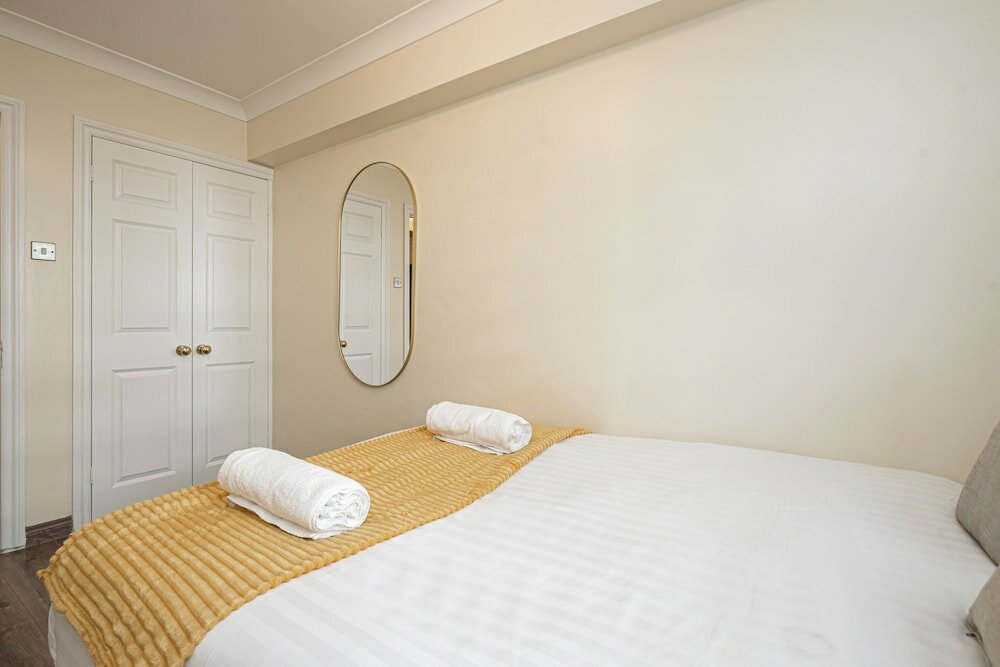 Фото Nice 3 Bedrooms Apartment Near Hyde Park & Oxford St