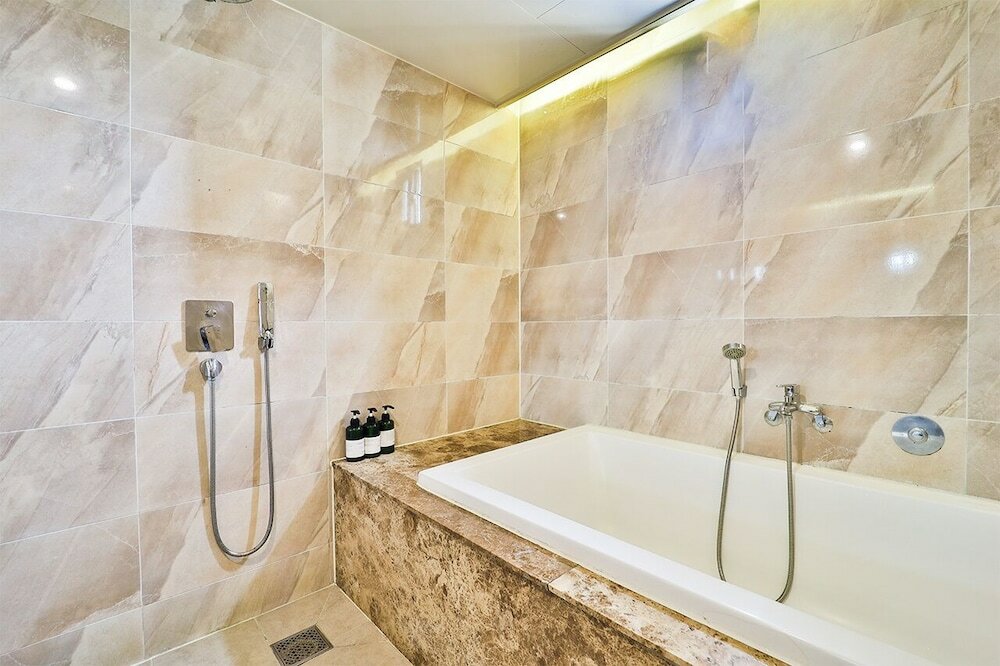 Фото 2heaven Hotel